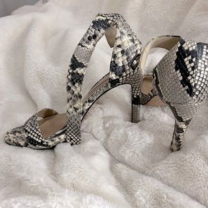 BCBG MAXAZRIA SIZE 8 made in Italy size 38